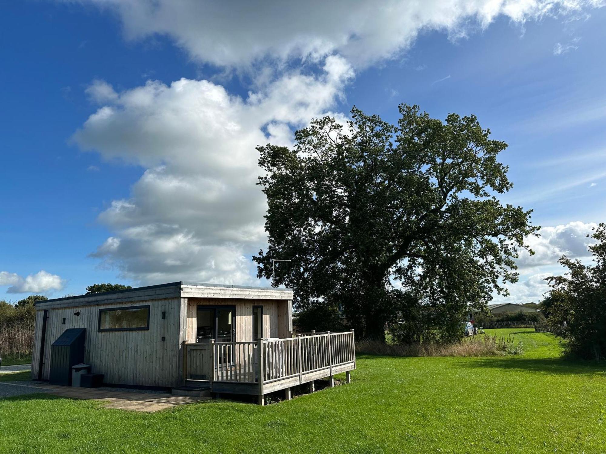 The Wren Villa Whitchurch  Eksteriør billede